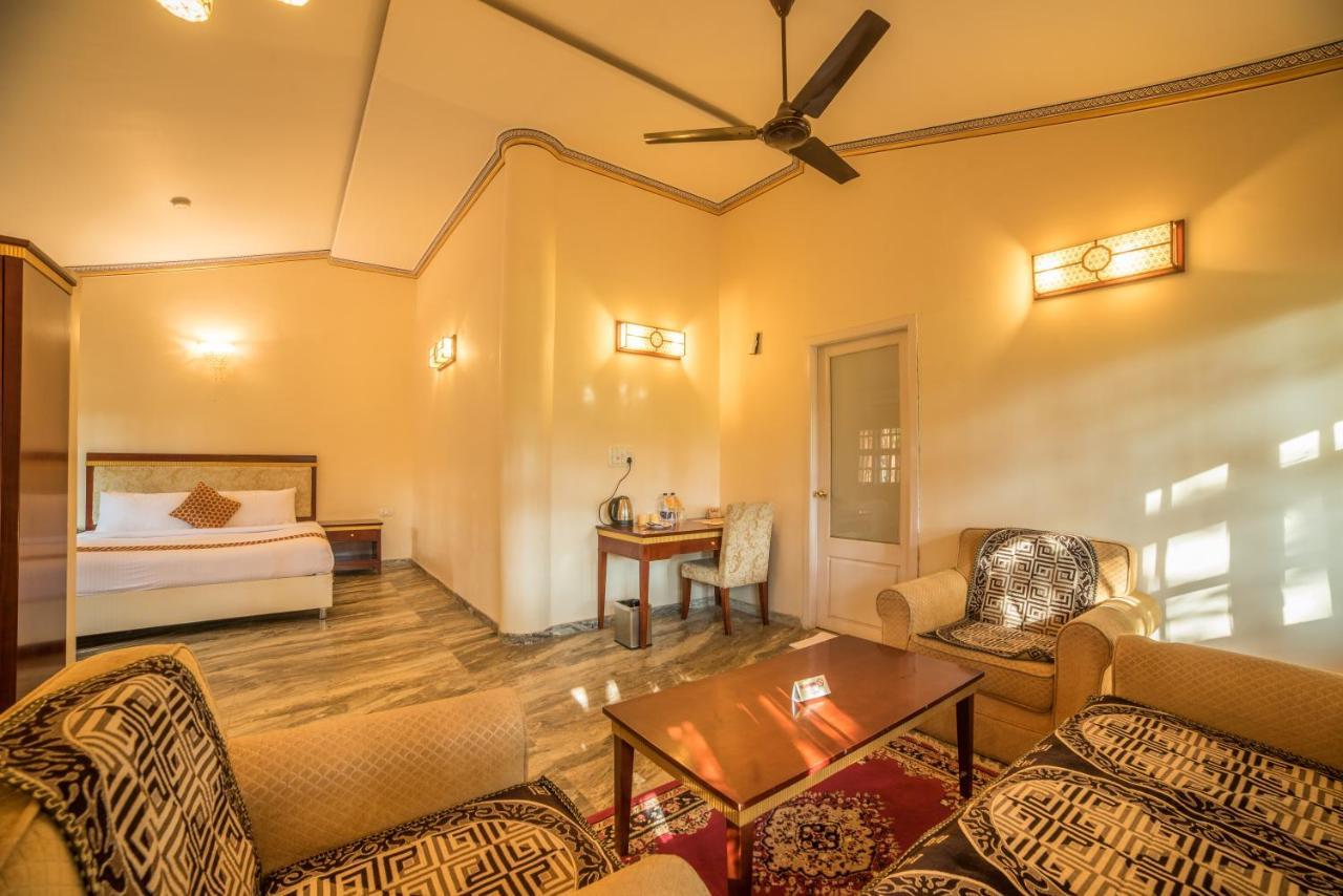 Vijayshree Resort, Hampi Zewnętrze zdjęcie